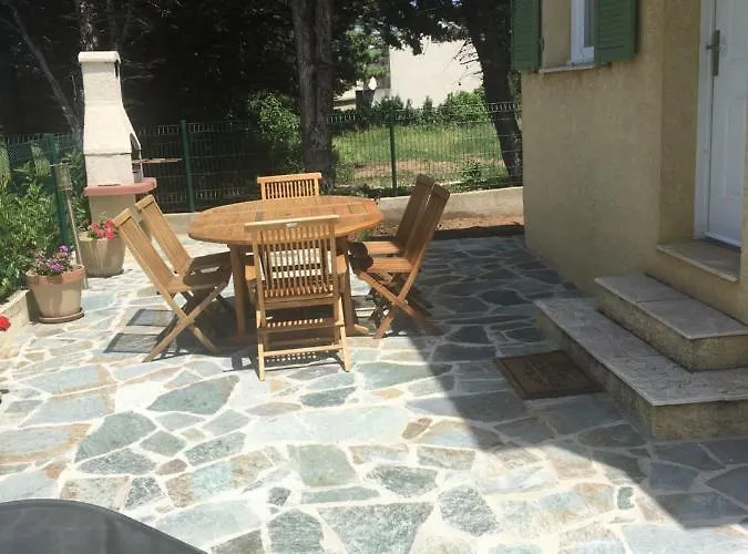 Et Montagne Macinaggio (Corsica)